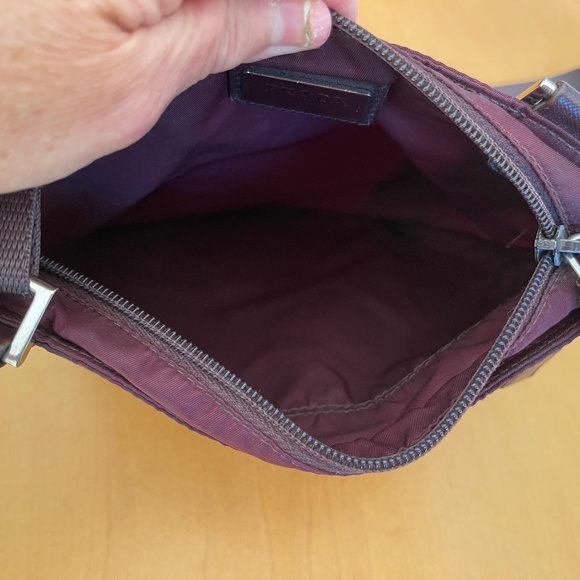 P - 48 Prada Burgundy Nyon Crossbody messenger bag - Picture 7 of 13